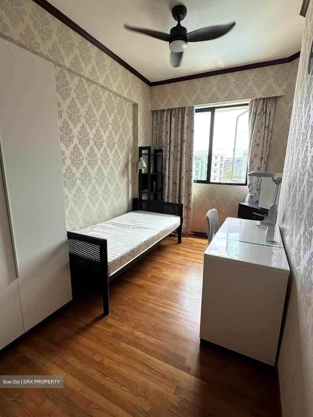 Simei Green Condominium (D18), Condominium #563311001